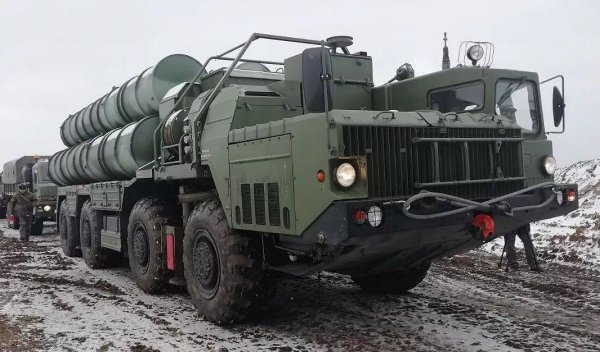 公牛配资 乌军称击中俄卡卢加州S-400防空导弹系统